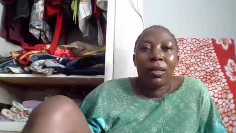 Noreen Kennth and Emilly online show from 10.31.25