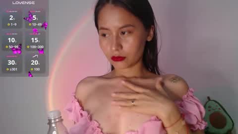 Snapshot of alessia_santorinni chatting on 10.10.25 alessia_santorinni online show from 10.10.25