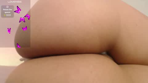 Snapshot of alessia_santorinni chatting on 10.15.25 alessia_santorinni online show from 10.15.25