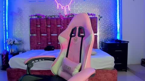 Alessia online show from 02.05.25