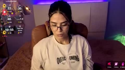 Snapshot of alessiaval chatting on 09.25.25 Valery online show from 09.25.25