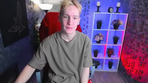 Snapshot of alex__sweet chatting on 12.04.24 your Alex online show from 12.04.24