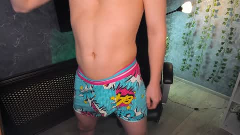 Snapshot of alex__sweet chatting on 12.22.24 your Alex online show from 12.22.24