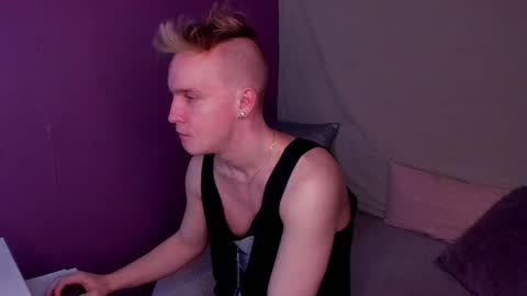 Snapshot of alex__sweet chatting on 03.01.25 your Alex online show from 03.01.25