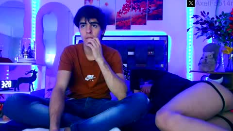 Snapshot of alex_and_fabian chatting on 12.04.24 sneider online show from 12.04.24