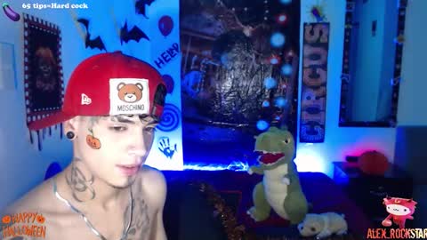 Snapshot of alex_rockstar chatting on 10.05.25 online show from 10.05.25