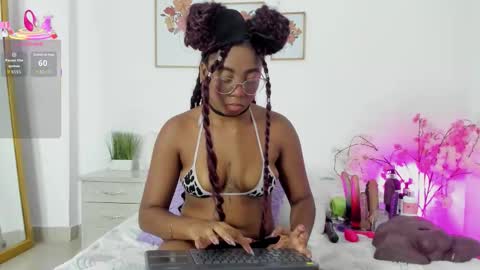 alexa_cortes23 online show from 11.17.25