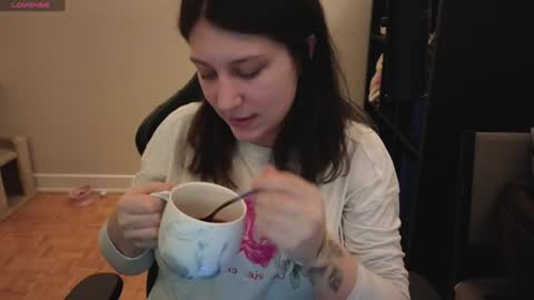 Snapshot of alexa_dream chatting on 01.15.25 dont be afraid to click social media link its working just click on that online show from 01.15.25