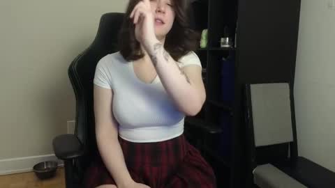 Snapshot of alexa_dream chatting on 01.30.25 dont be afraid to click social media link its working just click on that online show from 01.30.25