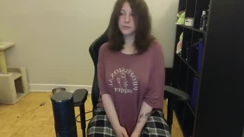 Snapshot of alexa_dream chatting on 02.04.25 dont be afraid to click social media link its working just click on that online show from 02.04.25