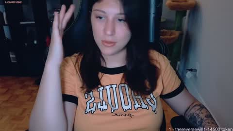 Snapshot of alexa_dream chatting on 09.23.25 dont be afraid to click social media link its working just click on that online show from 09.23.25