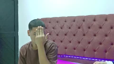 Snapshot of alexa_hotfox chatting on 01.25.25 ALEXA online show from 01.25.25