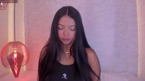 Alexa Millers online show from 11.24.25