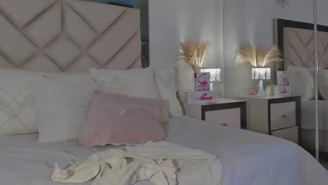 Snapshot of alexa_tobar chatting on 12.28.24 alexa_tobar online show from 12.28.24