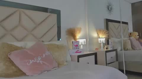 Snapshot of alexa_tobar chatting on 01.23.25 alexa_tobar online show from 01.23.25