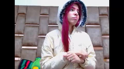 Snapshot of alexahotz chatting on 10.12.25 Alexa online show from 10.12.25