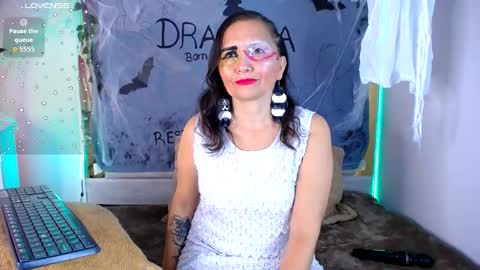 Alexa Moon online show from 10.19.25