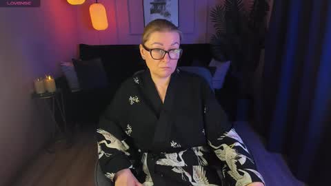 Snapshot of alexandra_kind chatting on 02.15.25 Alexandra online show from 02.15.25