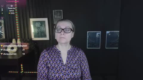 Snapshot of alexandra_kind chatting on 03.07.25 Alexandra online show from 03.07.25