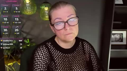 Snapshot of alexandra_kind chatting on 03.09.25 Alexandra online show from 03.09.25