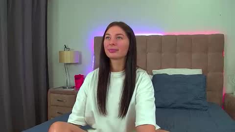 AlexandraBloom online show from 09.29.25