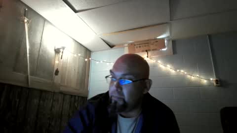 Snapshot of alexhorton85 chatting on 11.04.25 Rev2end online show from 11.04.25