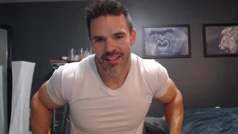 Snapshot of alexiarain chatting on 09.28.25 Alex online show from 09.28.25