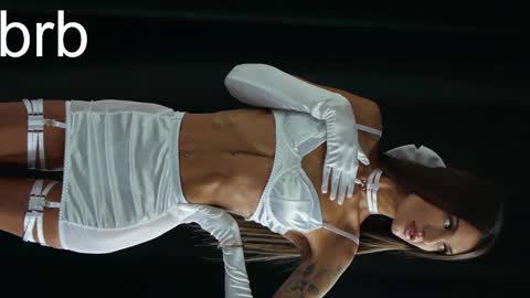 Alexis   Mon Tue Wed Thu Fri 7 GMT 0100am-0700am  online show from 10.14.25