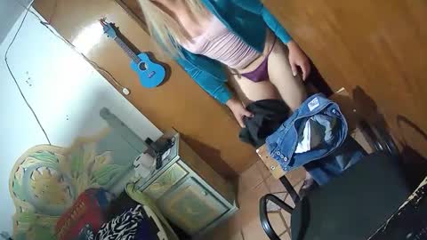 Snapshot of alexiss699 chatting on 12.02.24 alexiss699 online show from 12.02.24