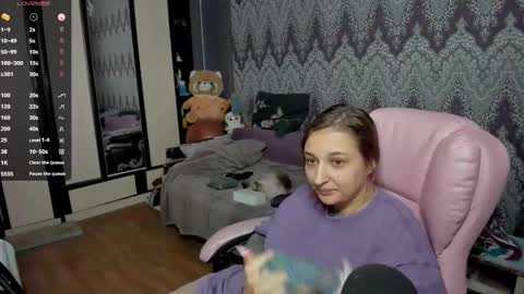 Snapshot of alexracc00n chatting on 02.01.25 Alex online show from 02.01.25