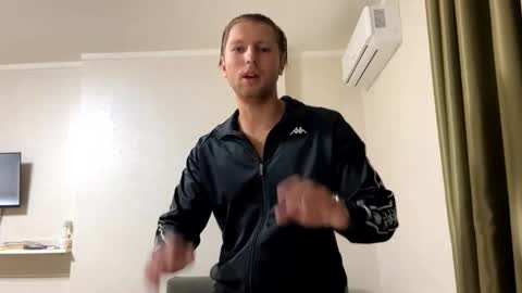 Snapshot of alexs_bugatti chatting on 10.23.25 Alex online show from 10.23.25