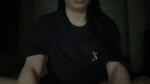 Snapshot of alextran665 chatting on 12.31.24 Your Anime T Girl online show from 12.31.24