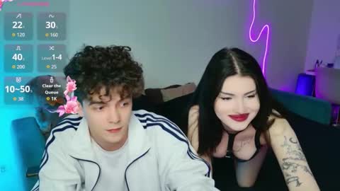 Snapshot of alice118james chatting on 11.15.25 alice and james online show from 11.15.25