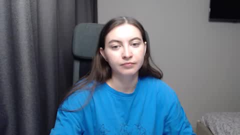 Snapshot of alice_________________________ chatting on 02.11.25 Alice online show from 02.11.25