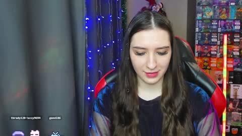 Snapshot of alice_bailey chatting on 12.24.24 Alice online show from 12.24.24