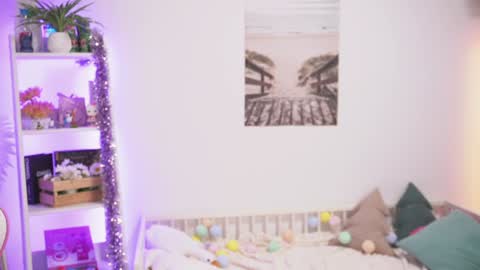 Snapshot of alice_forfun chatting on 12.30.24 Alichery online show from 12.30.24