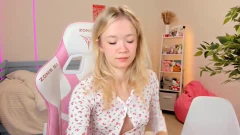 Alichery online show from 10.30.25