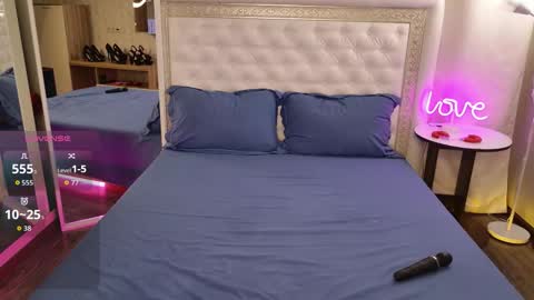 Ur future wife Alice 8 pm - 4 am NY time online show from 10.14.25