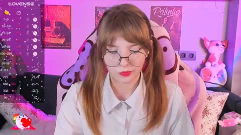 Snapshot of alice_langley chatting on 12.04.24 Alice 3 online show from 12.04.24