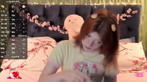 Snapshot of alice_langley chatting on 11.11.25 Alice 3 online show from 11.11.25