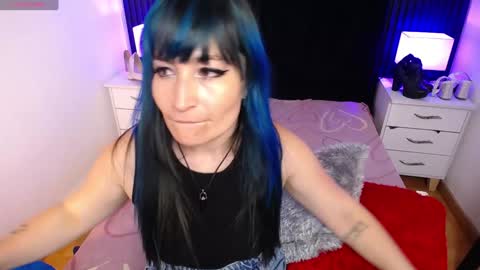 Snapshot of alice_sweetmomma chatting on 02.03.25 Alice online show from 02.03.25