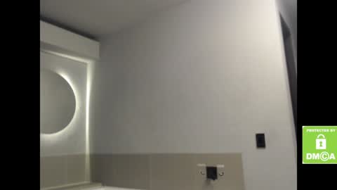 Snapshot of alice_trinity chatting on 12.29.24 Alice online show from 12.29.24