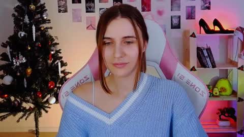 Snapshot of alicecharmy chatting on 12.19.24 alicecharmy online show from 12.19.24