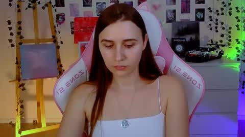 Snapshot of alicecharmy chatting on 02.18.25 alicecharmy online show from 02.18.25