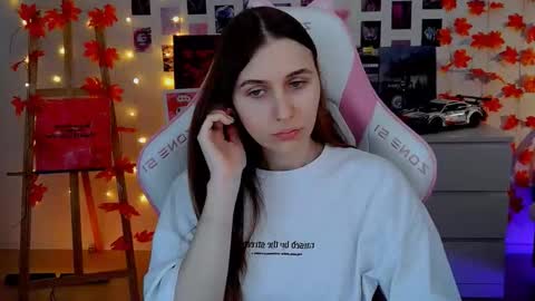 Snapshot of alicecharmy chatting on 11.23.25 alicecharmy online show from 11.23.25