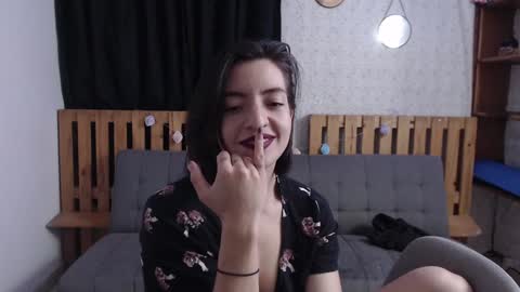 Snapshot of alicee_logan_ chatting on 12.15.24 alicee_logan_ online show from 12.15.24