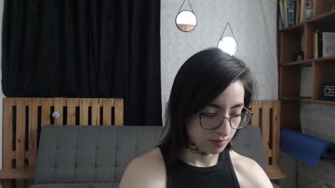 Snapshot of alicee_logan_ chatting on 01.28.25 alicee_logan_ online show from 01.28.25