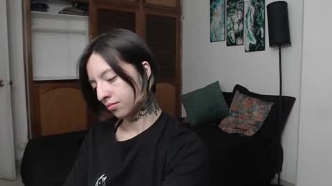 Snapshot of alicee_logan_ chatting on 10.19.25 alicee_logan_ online show from 10.19.25