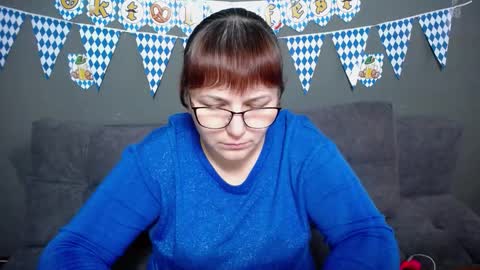 Snapshot of aliceinks chatting on 09.27.25 AliceInks online show from 09.27.25