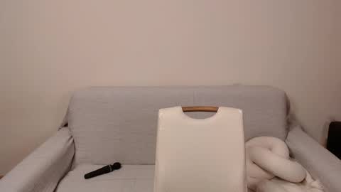 alicekollt online show from 12.28.24